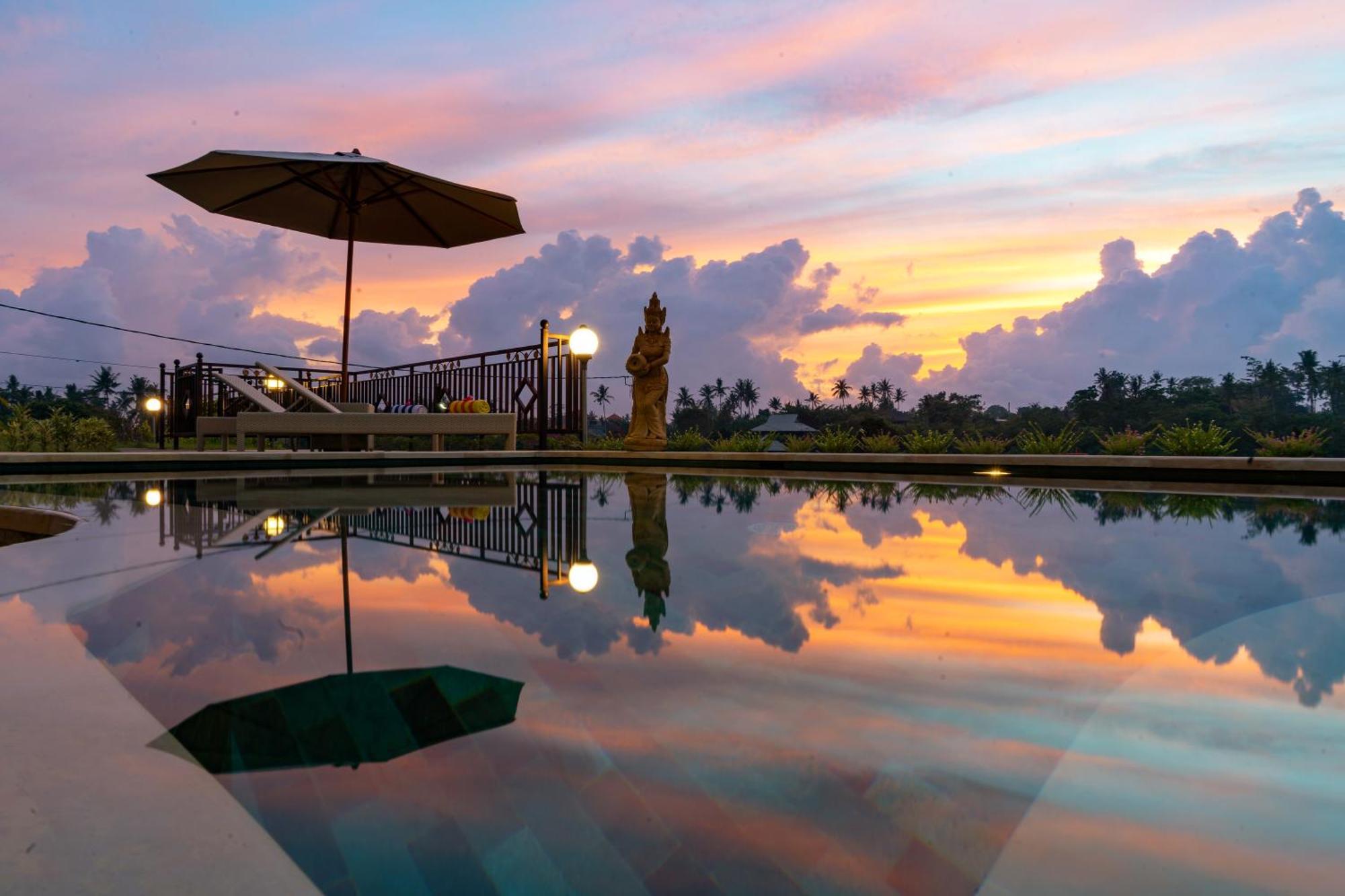 The Pyramid Ubud River Villas Payangan Extérieur photo